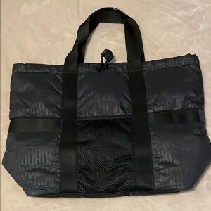 NWOT under Armour tote bag